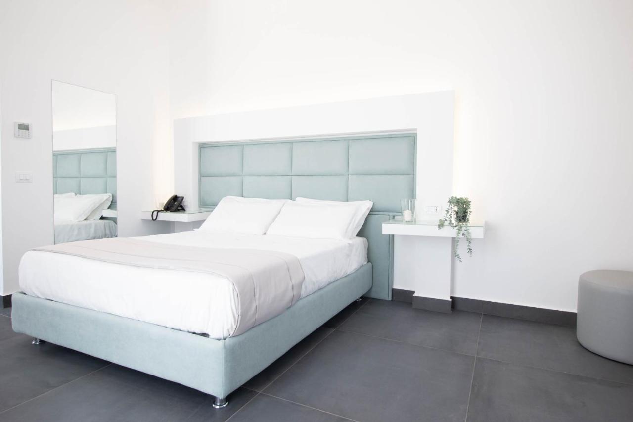 פוזולי Grand Hotel Serapide מראה חיצוני תמונה