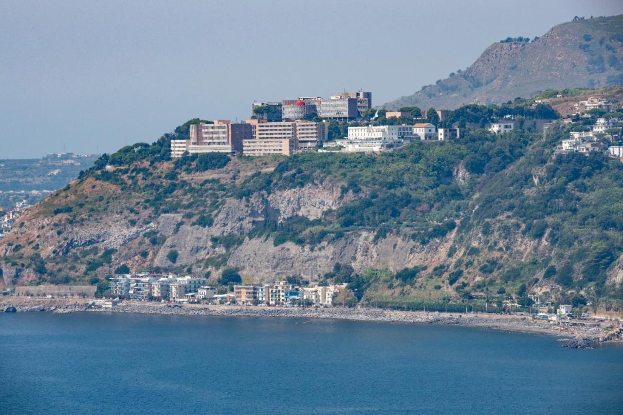 פוזולי Grand Hotel Serapide מראה חיצוני תמונה